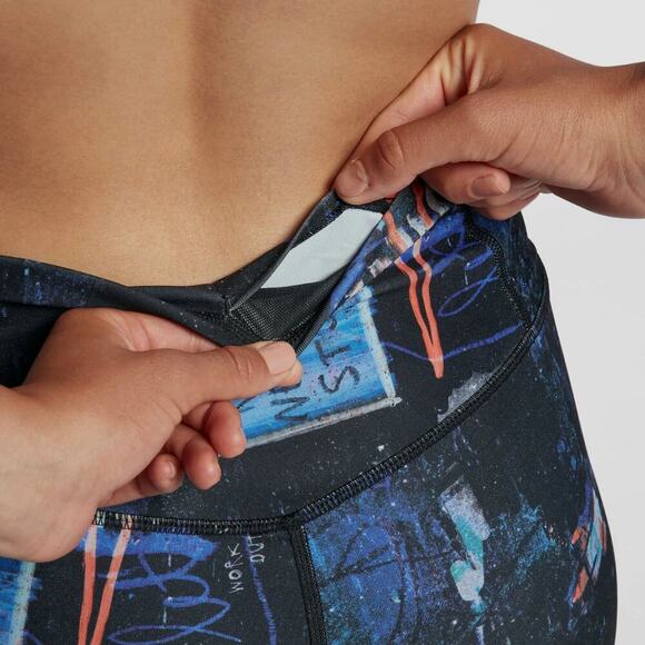 Nike Victory Power Crop Leggings Pants M | Graffiti Print, Dri-FIT, Mesh Panels - Picture 3 of 8